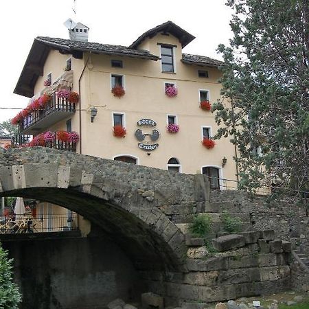 Hotel Cecchin Aosta Exterior foto