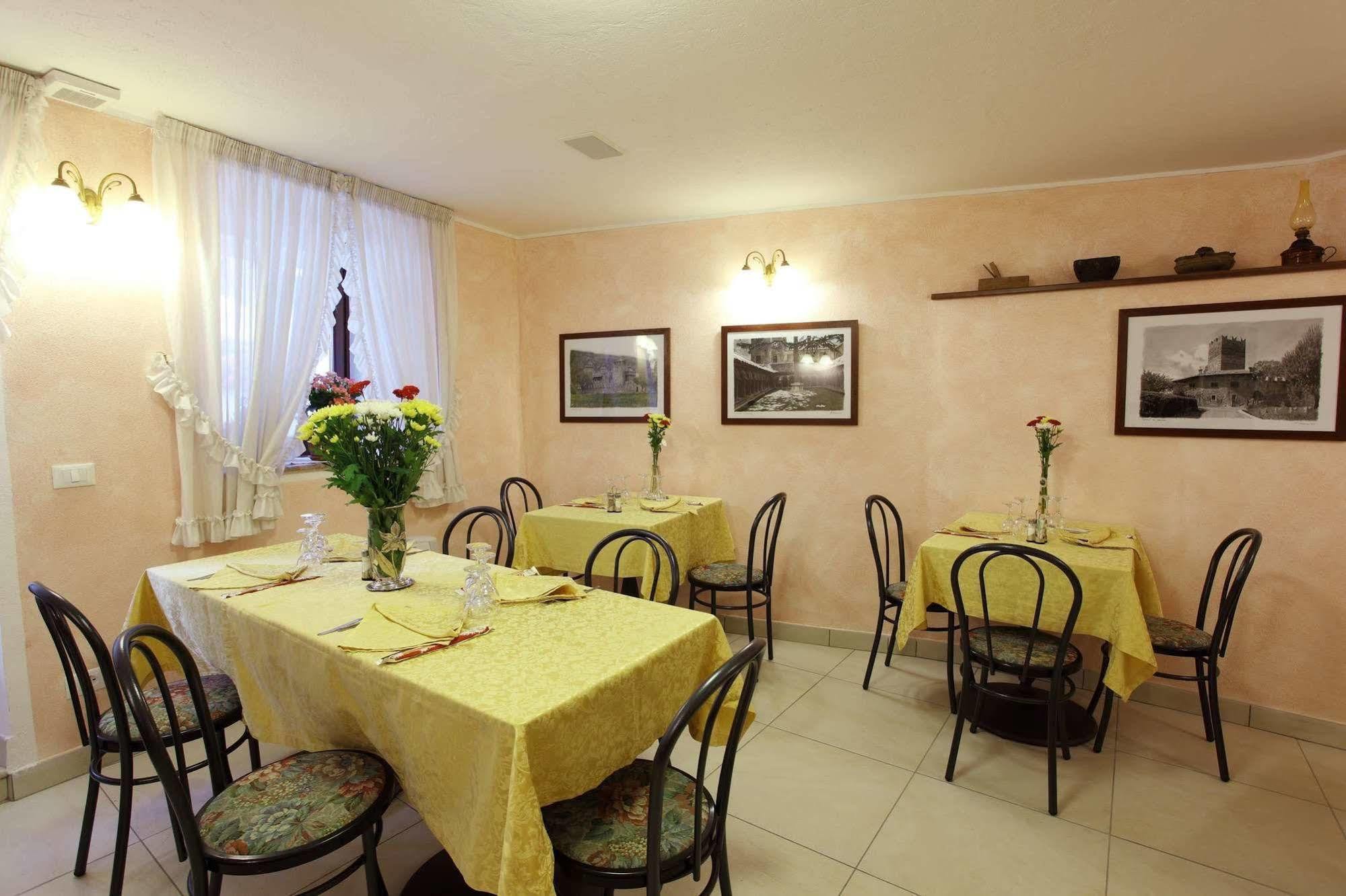 Hotel Cecchin Aosta Exterior foto